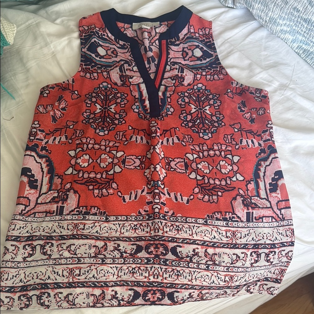 Olive & Oak Red Sleeveless Graphic Blouse